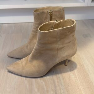 Suede booties very good condition